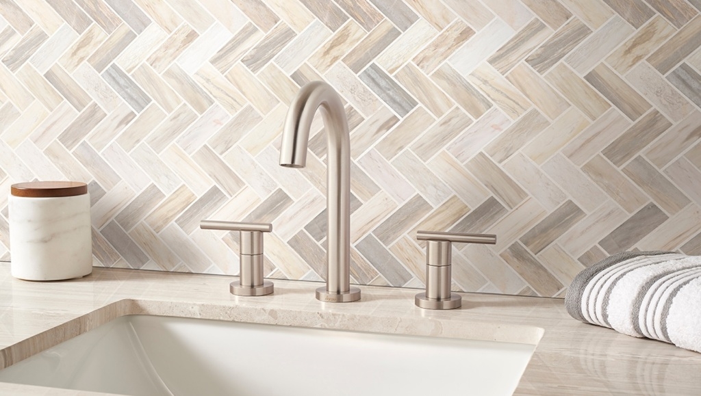 Herringbone Mosaic Tiles for a Spellbinding Kitchen Ambiance